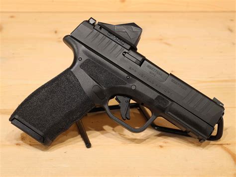 hellcat pro 9mm cost.